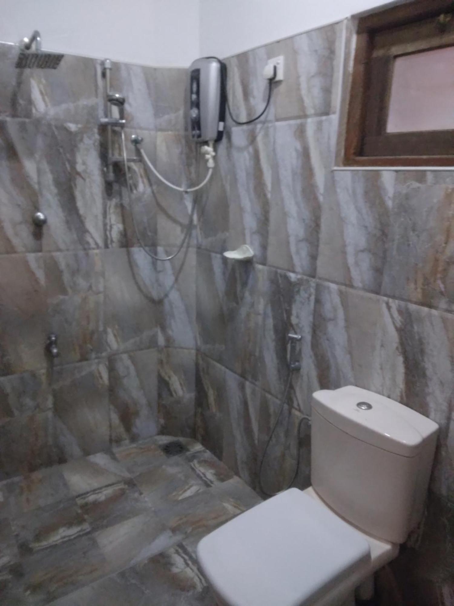 Hector House Hotel Уелигама Екстериор снимка