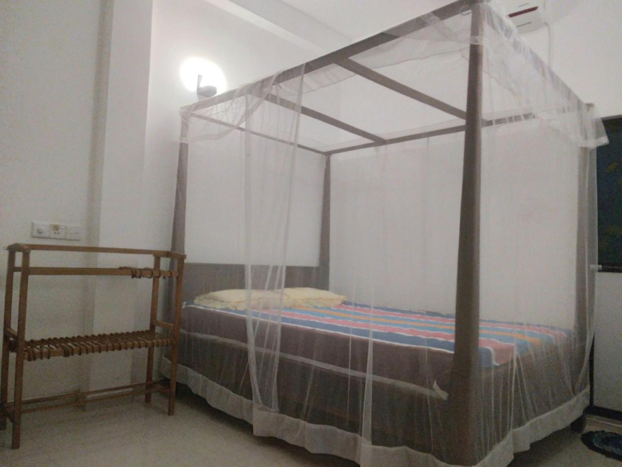 Hector House Hotel Уелигама Екстериор снимка